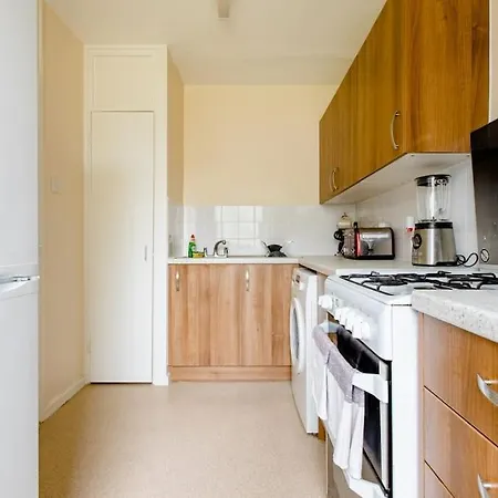 One Bed - 25 Mins From London Bridge Apartment Exterior photo