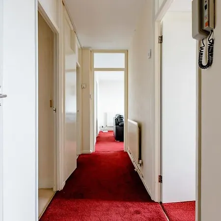 One Bed - 25 Mins From London Bridge Apartment Exterior photo